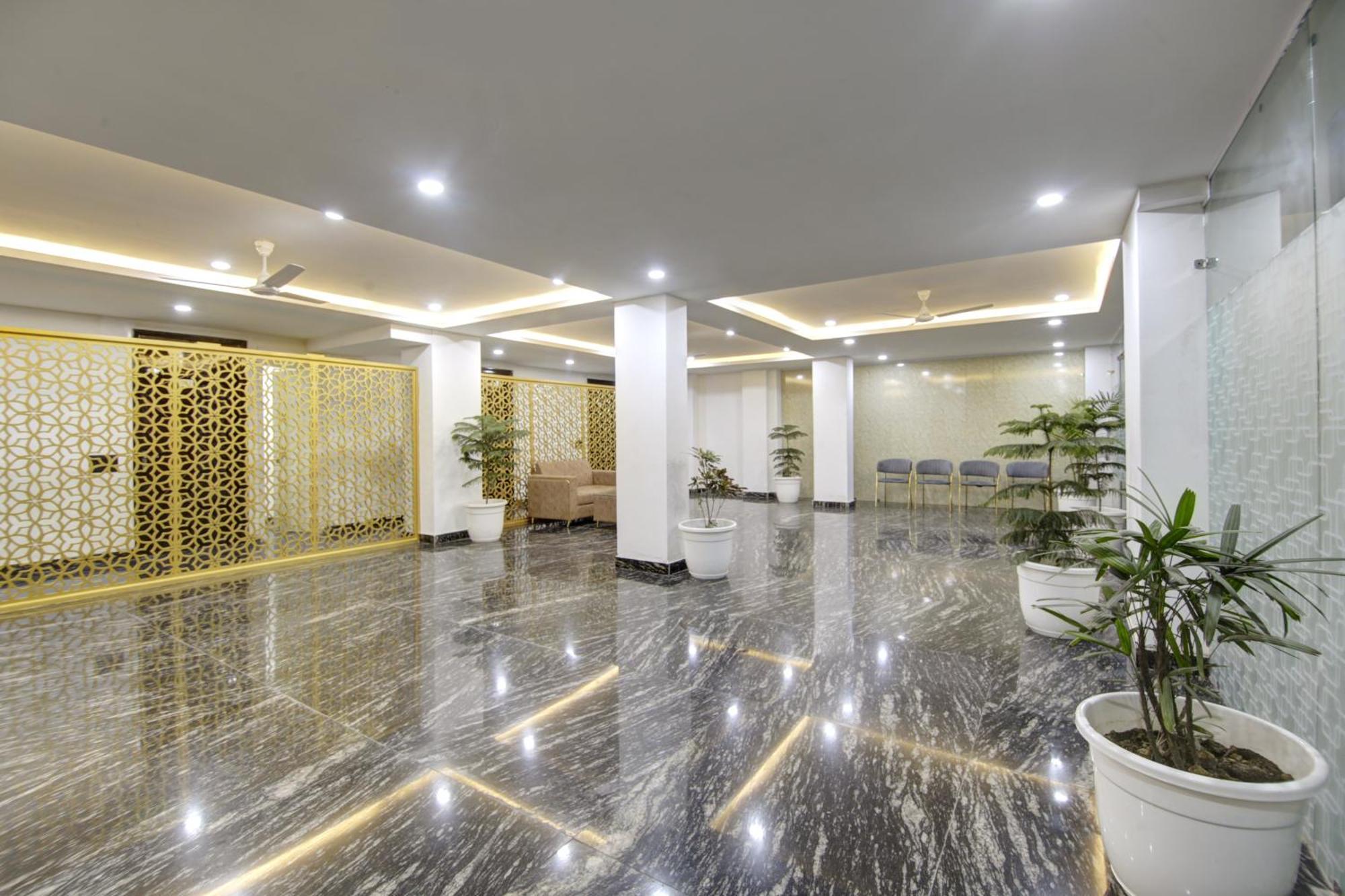 Limewood Stay - Millennium Huda City Center Gurgaon Exterior foto