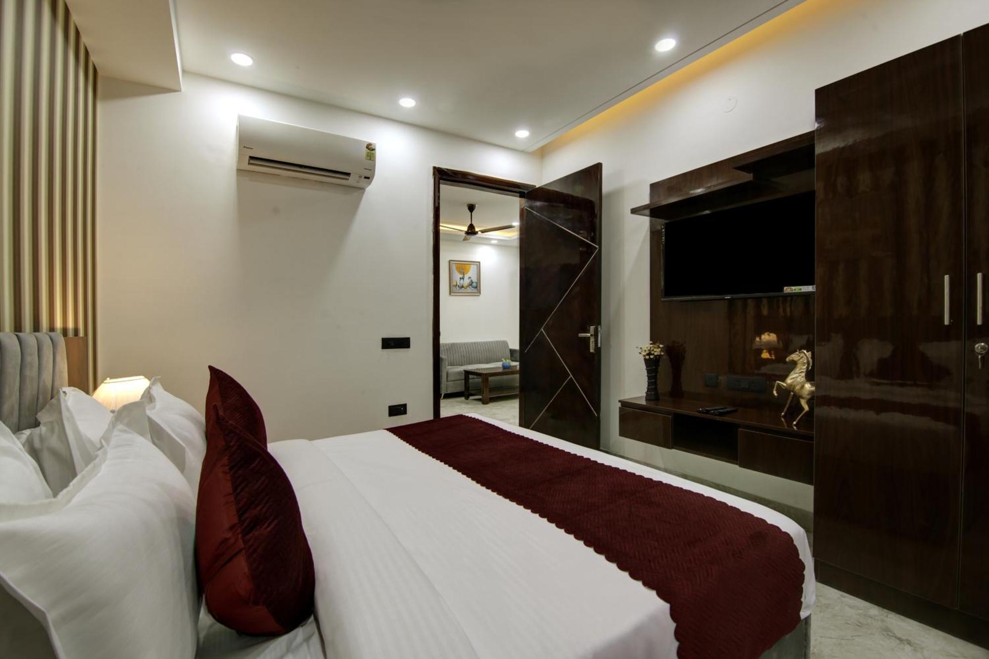 Limewood Stay - Millennium Huda City Center Gurgaon Exterior foto